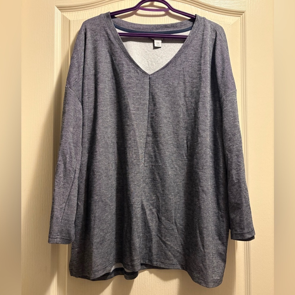 Liz Claiborne Heather Gray Top